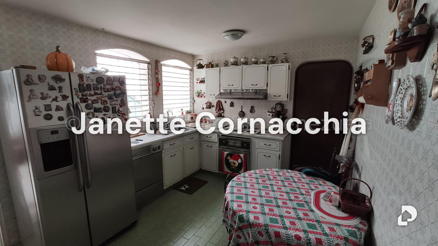 Casa en Macaracuay, Caracas – 15