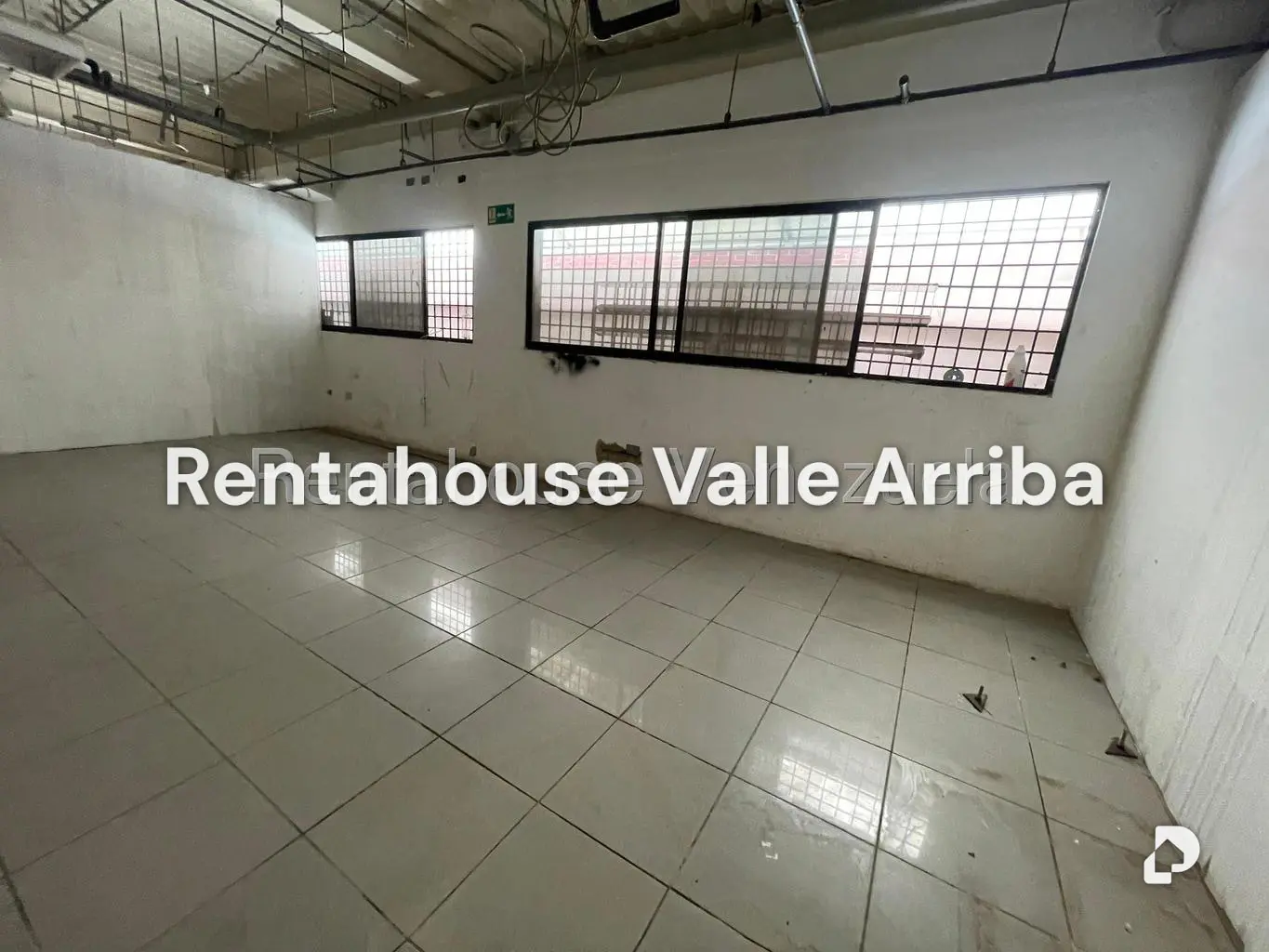 Local comercial en Las Mercedes, Caracas – 26