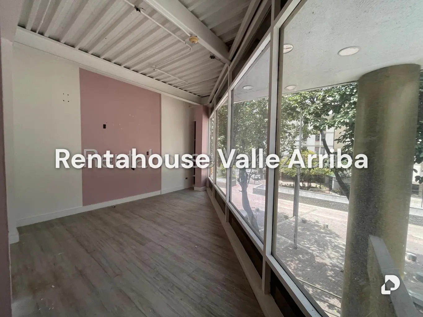 Local comercial en Las Mercedes, Caracas – 18