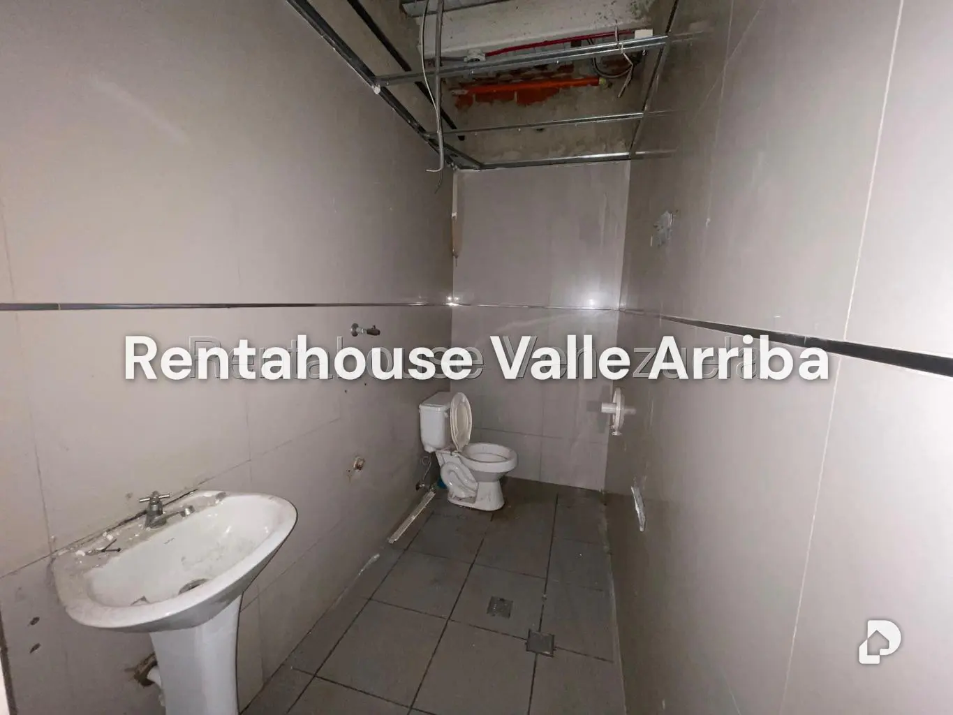 Local comercial en Las Mercedes, Caracas – 25