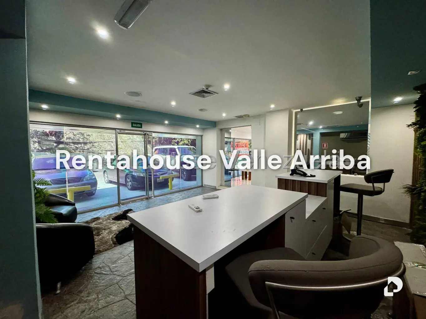 Local comercial en Chuao, Caracas – 9