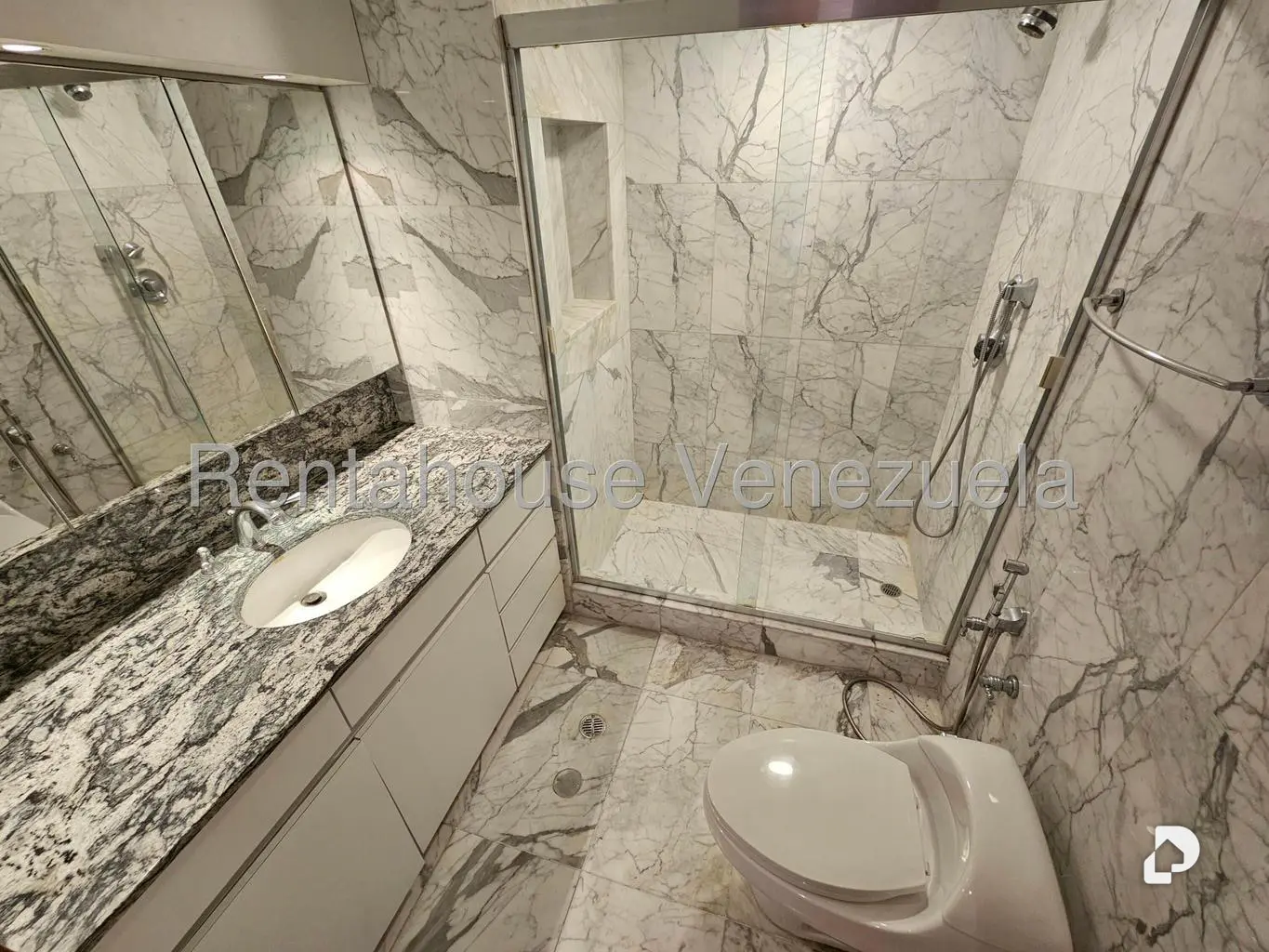 Penthouse en Los Chorros, Caracas – 16