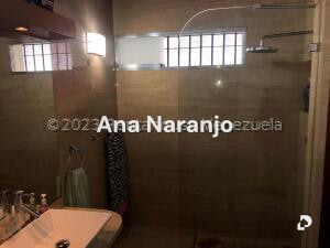 Casa en Prados del Este, Caracas – 23