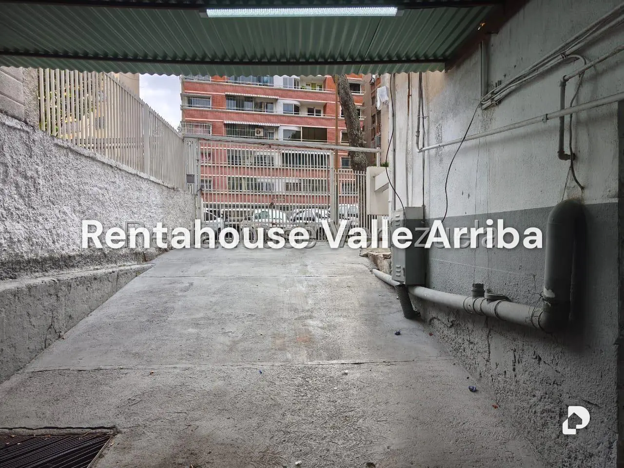Local comercial en Colinas de Bello Monte, Caracas – 2