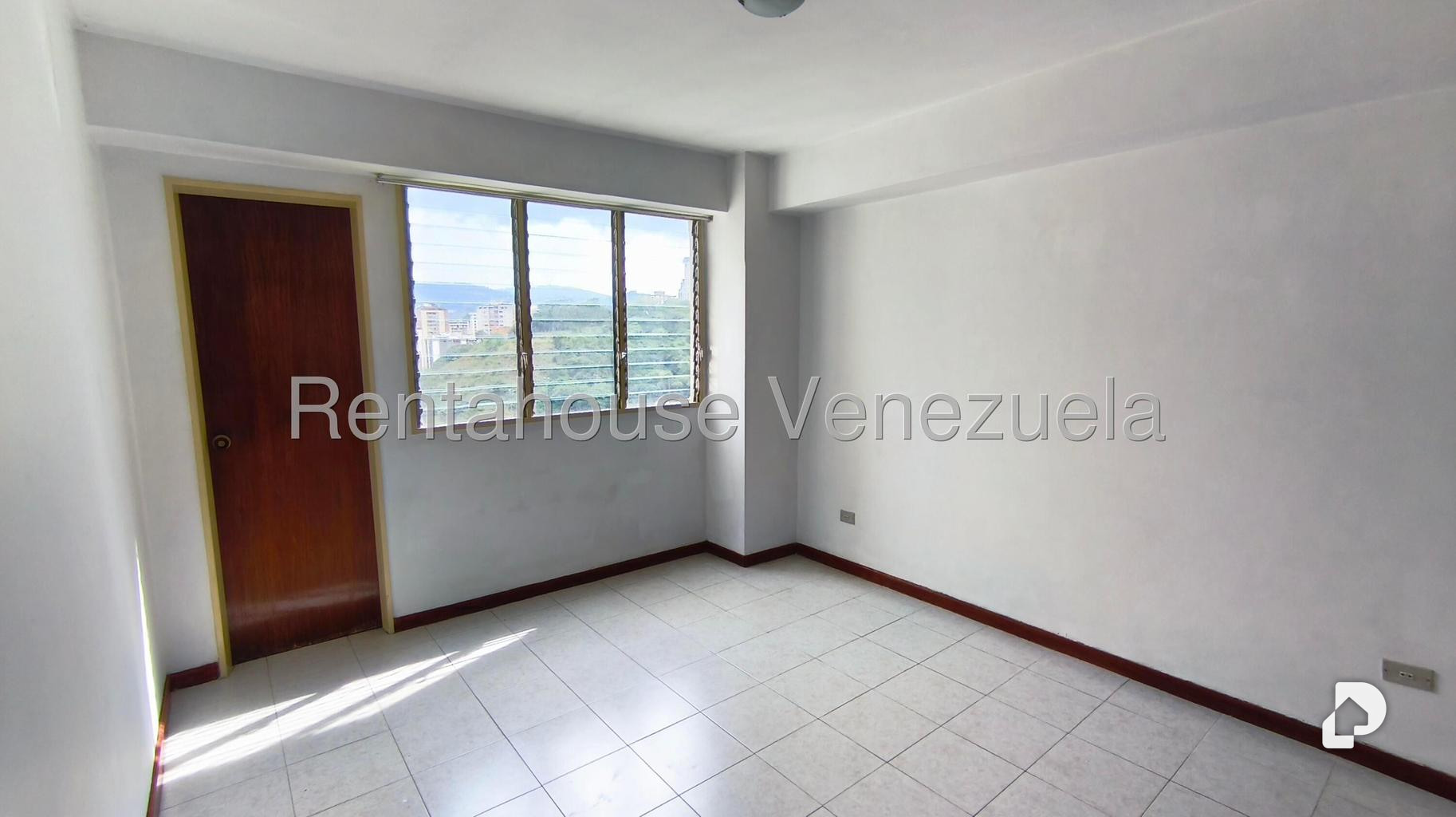 Apartamento en La Urbina, Caracas – 14