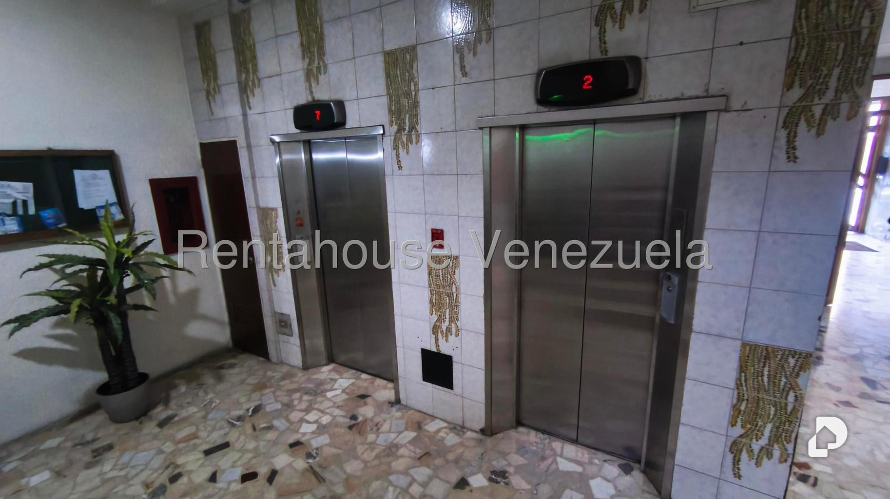 Apartamento en La Urbina, Caracas – 3