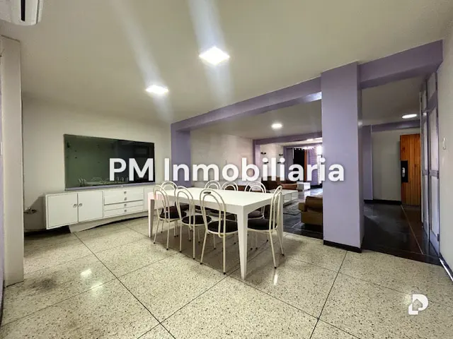Building in Boleíta Sur, Caracas – 5