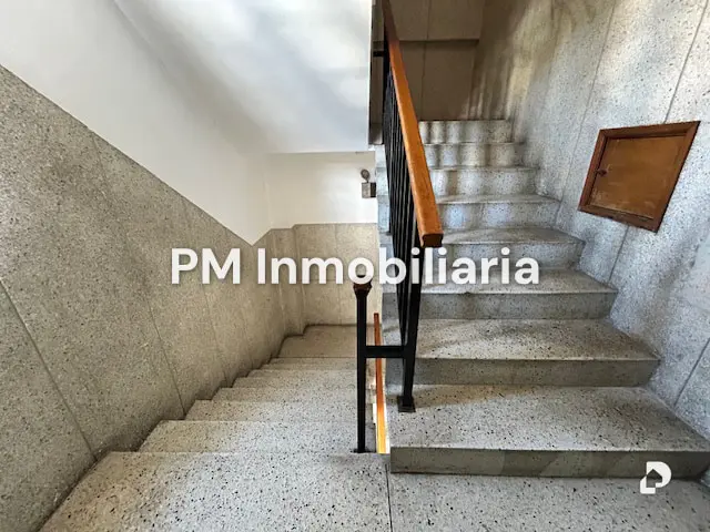 Building in Boleíta Sur, Caracas – 2