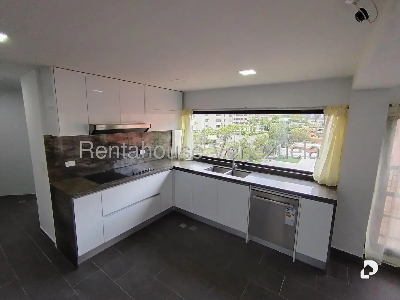 Apartamento en Colinas de Valle Arriba, Caracas – 19