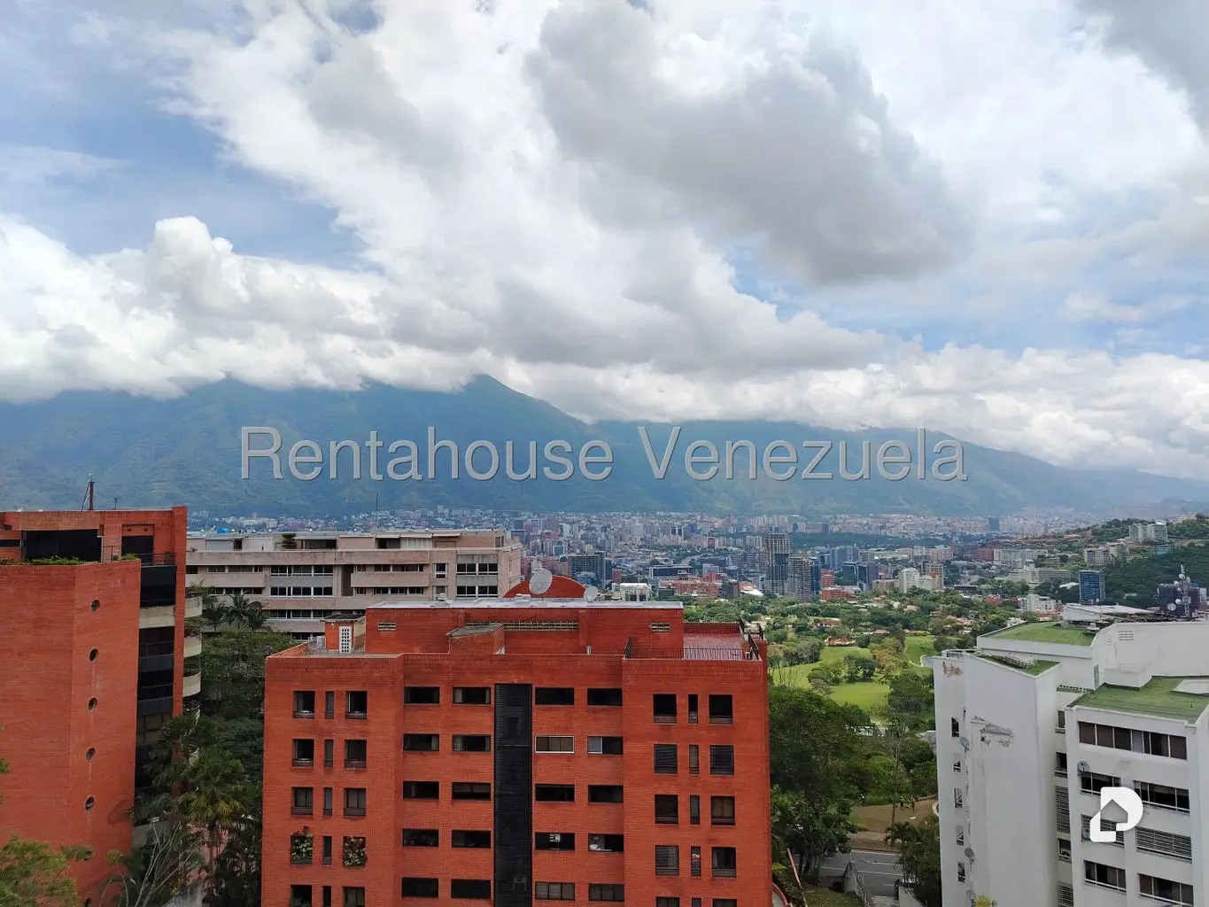 Apartamento en Colinas de Valle Arriba, Caracas – 10