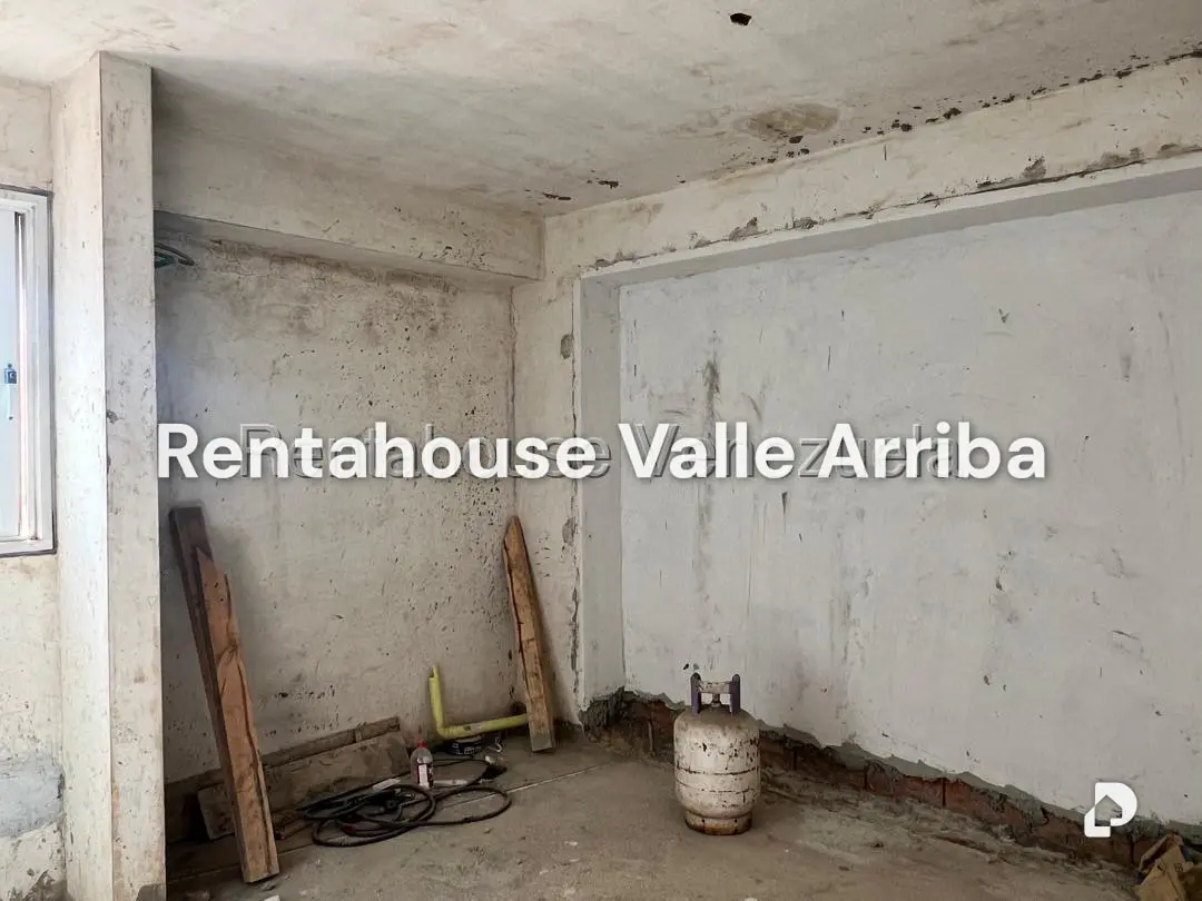 Apartamento en El Rosal, Caracas – 18