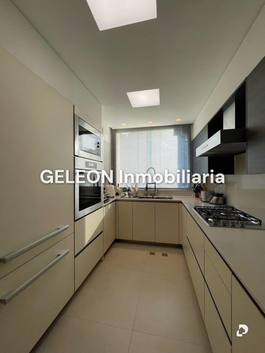 Apartamento en La Castellana, Caracas – 10