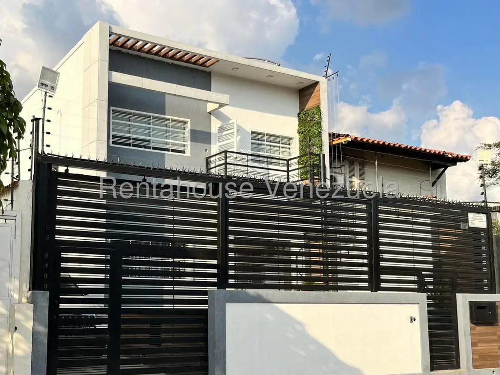 Casa en Campo Claro, Caracas - 1