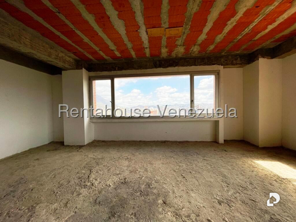 Oficina en Los Dos Caminos, Caracas – 7