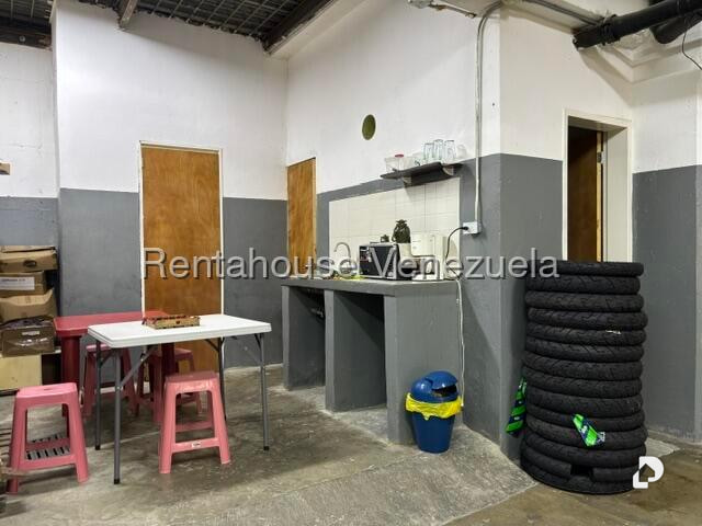 Local comercial en Boleíta Sur, Caracas – 9