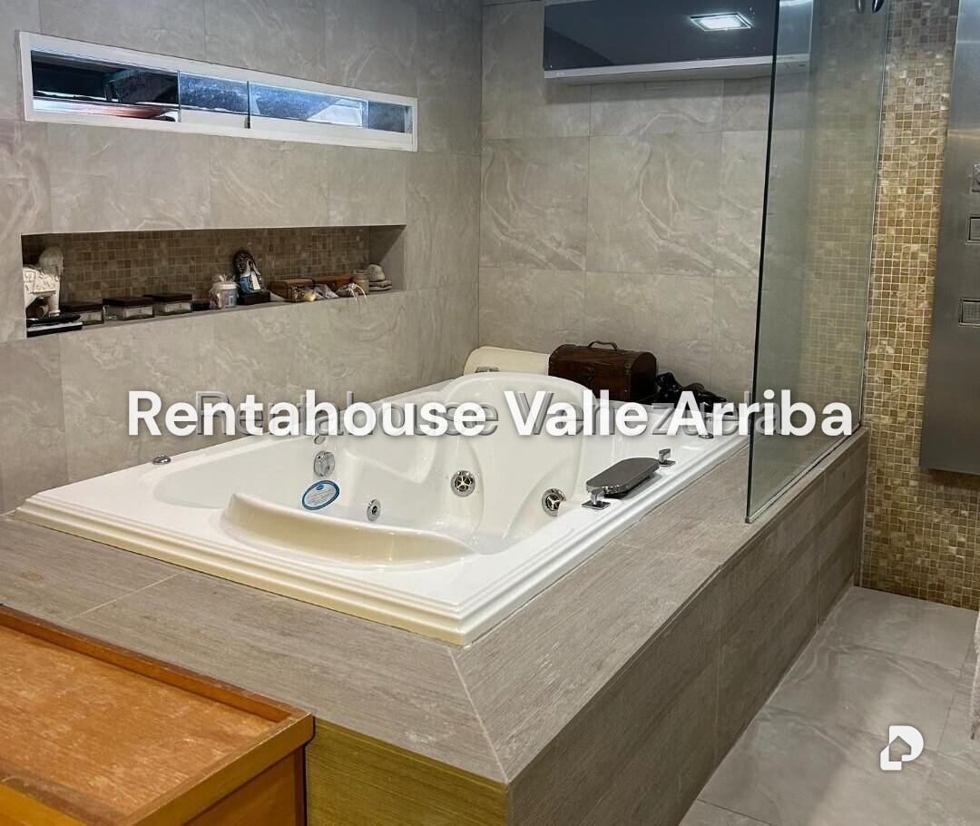 Casa en Macaracuay, Caracas – 20