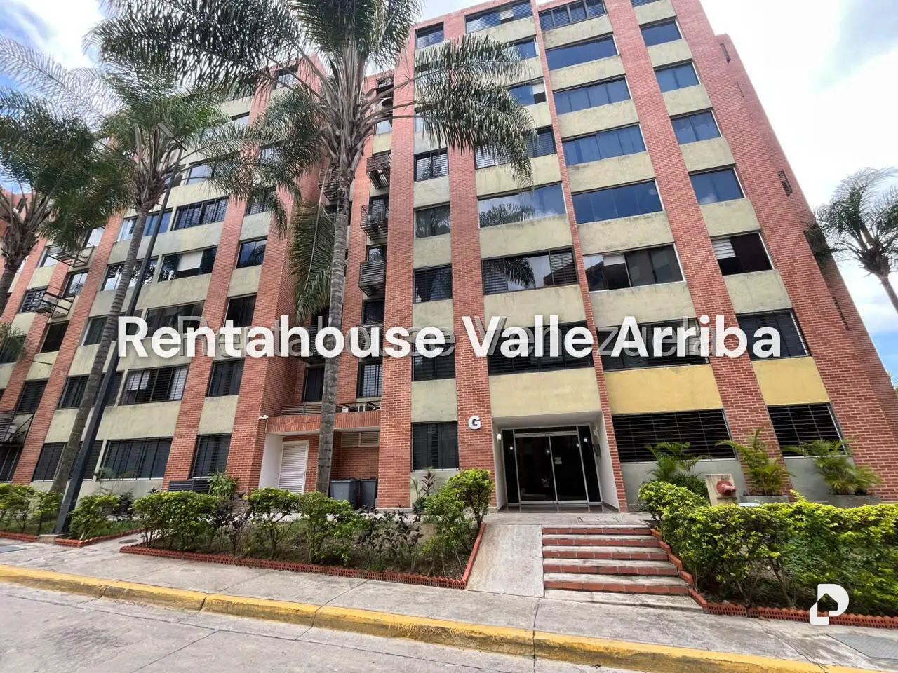 Apartamento en Los Naranjos Humboldt, Caracas – 1