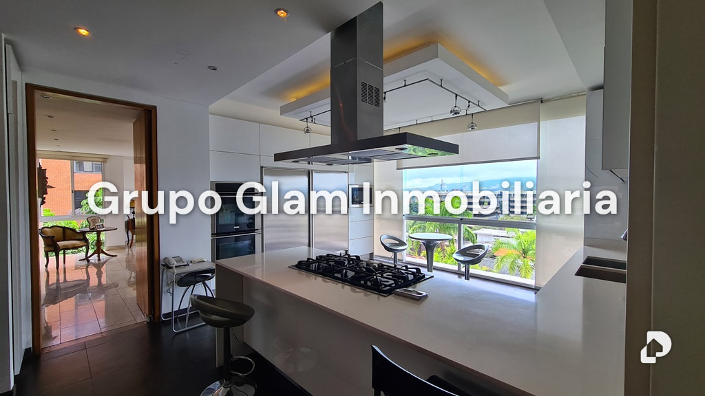 Apartamento en Los Palos Grandes, Caracas – 10
