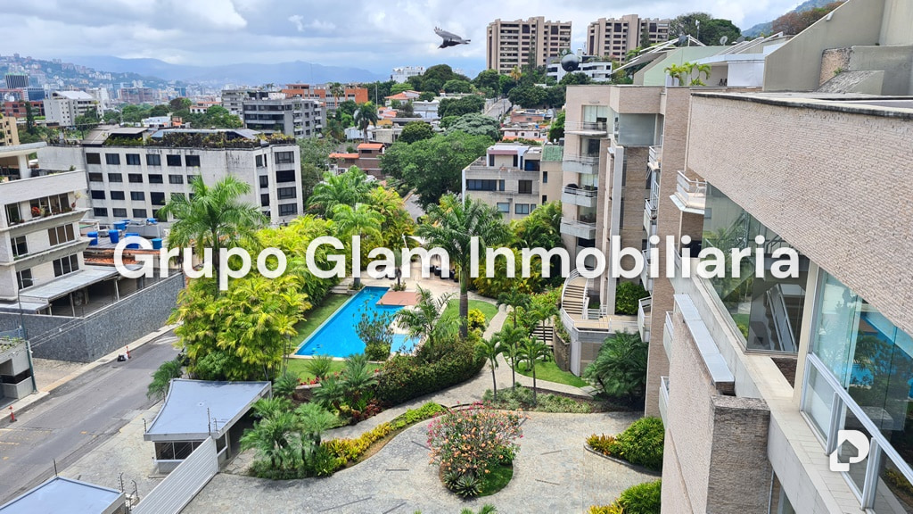 Apartamento en Los Palos Grandes, Caracas – 50