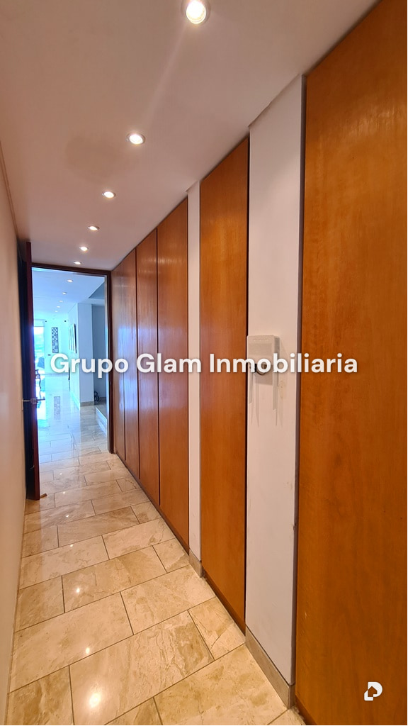 Apartamento en Los Palos Grandes, Caracas – 25