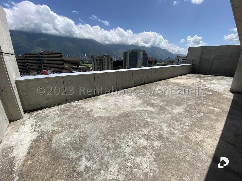 Oficina en Las Mercedes, Caracas – 16
