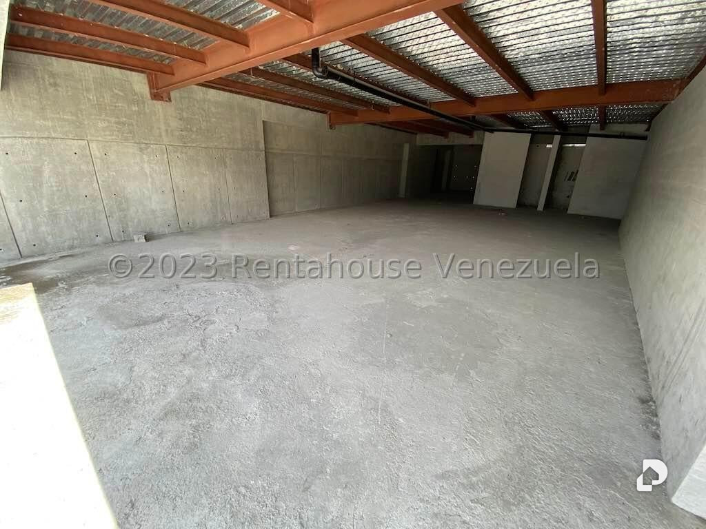 Oficina en Las Mercedes, Caracas – 12