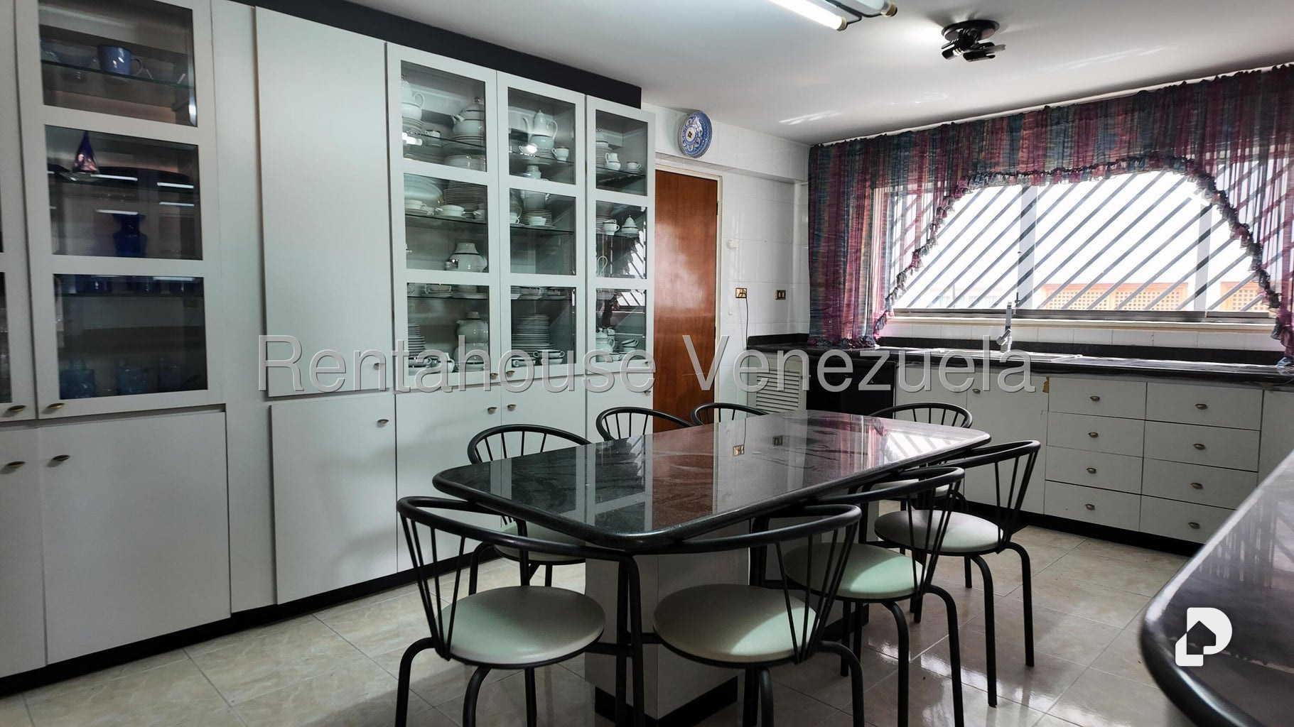 Casa en Lomas de La Lagunita, Caracas – 44