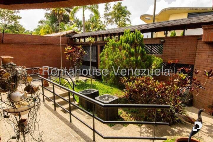 Casa en Lomas de La Lagunita, Caracas – 2