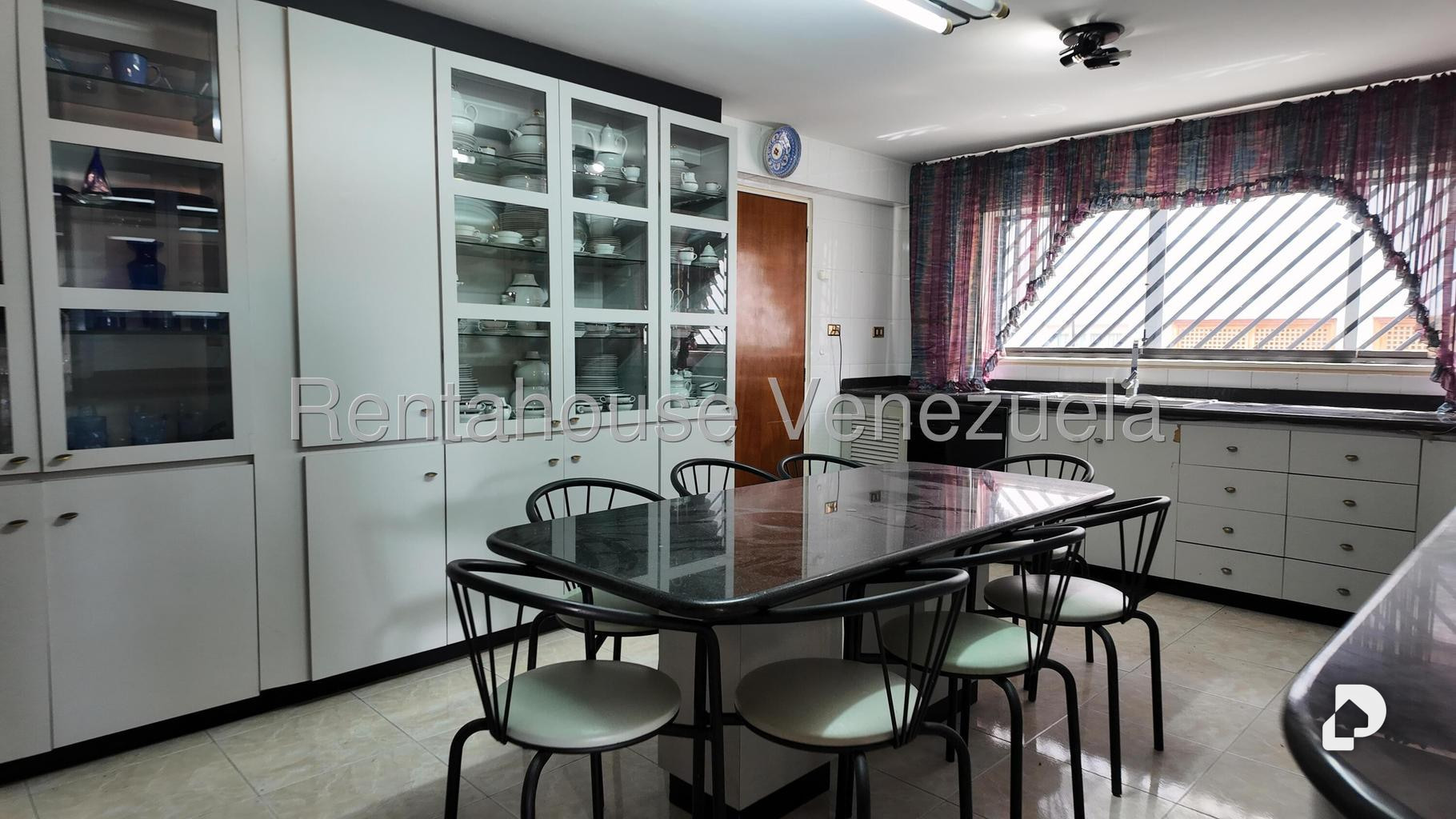 Casa en Lomas de La Lagunita, Caracas – 43