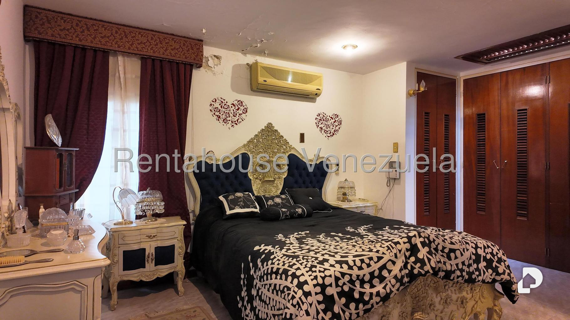 Casa en Lomas de La Lagunita, Caracas – 31