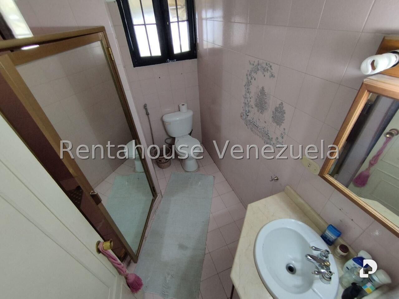 Casa en Miranda, Caracas – 21