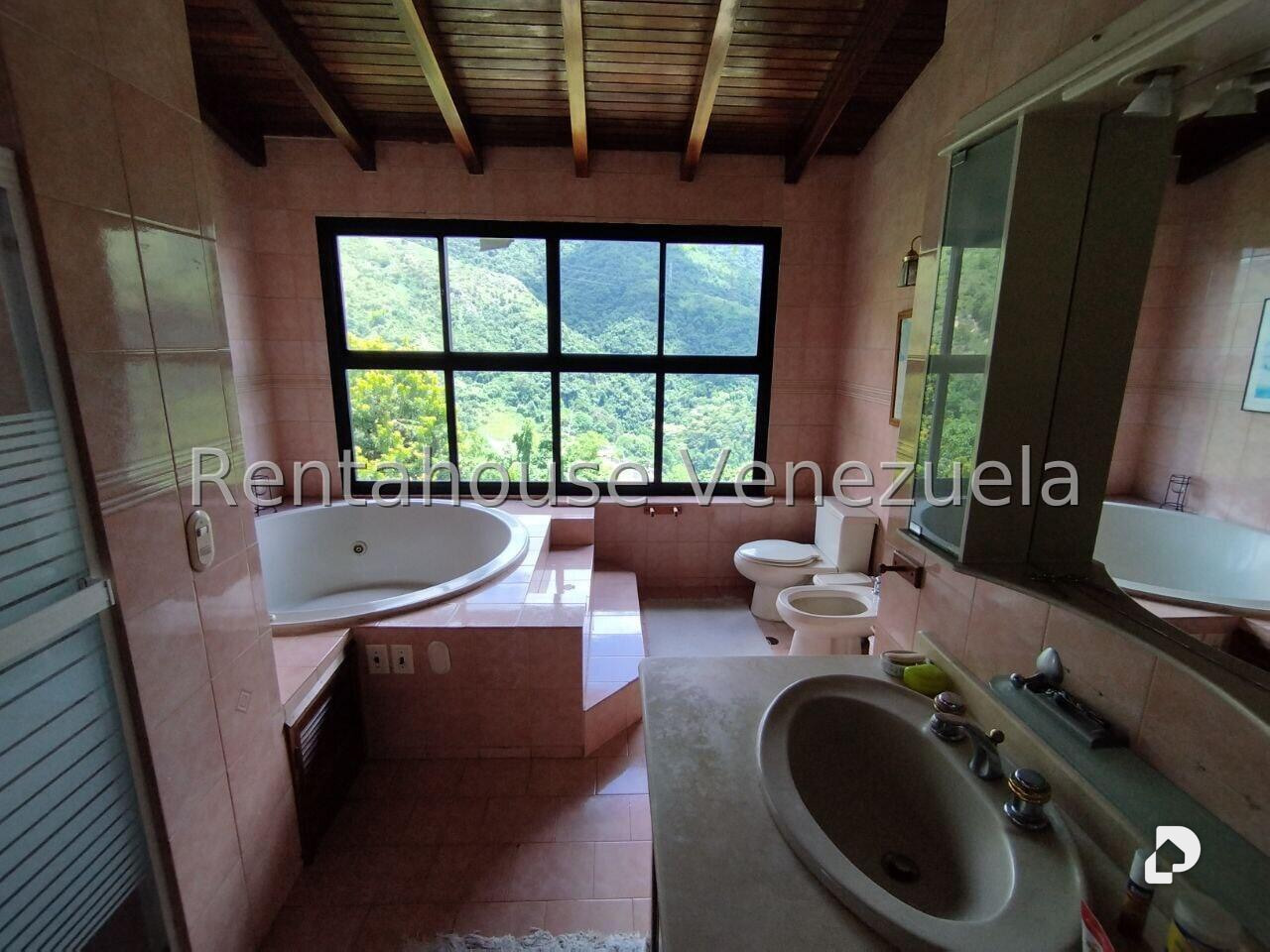 Casa en Miranda, Caracas – 28