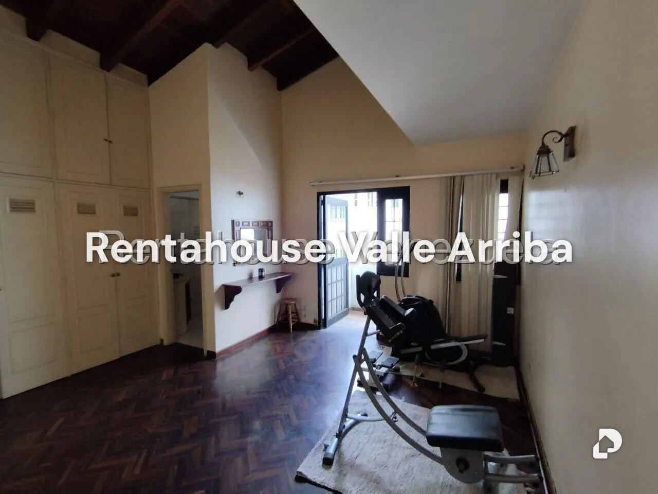 Casa en Miranda, Caracas – 18