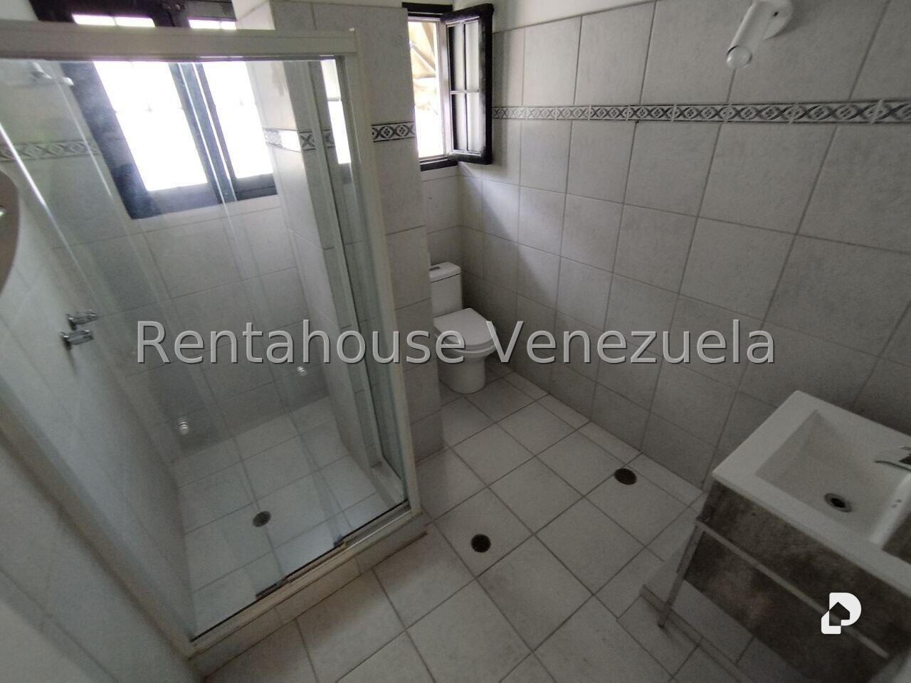 Casa en Miranda, Caracas – 16