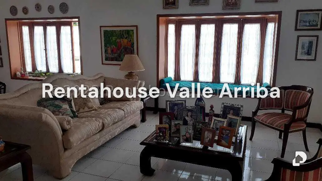 Casa en Sorocaima, Caracas – 23