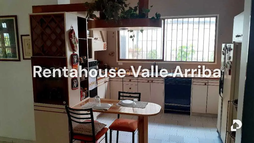 Casa en Sorocaima, Caracas – 37
