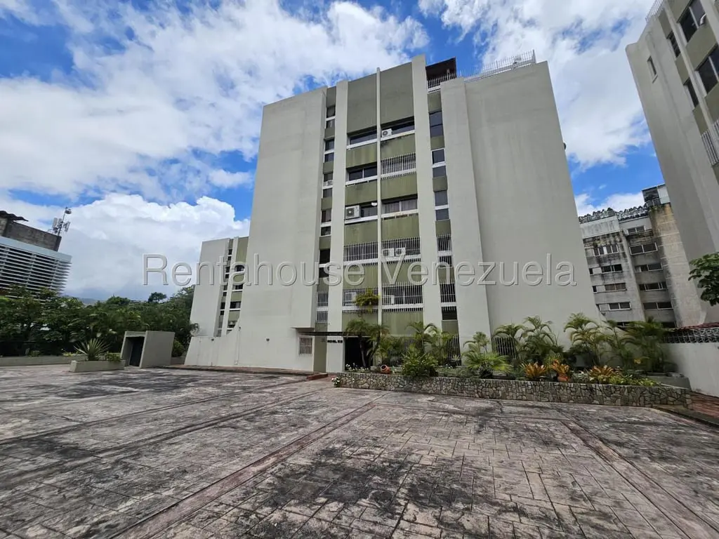 Apartment in Los Samanes, Caracas - 1
