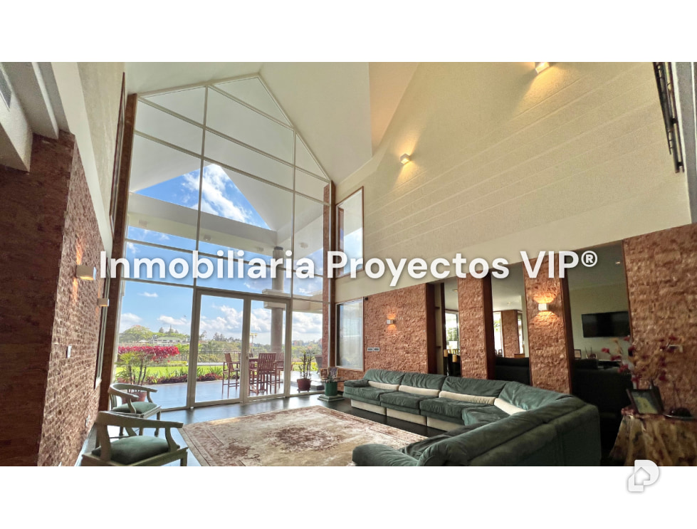 House in La Lagunita, Caracas – 2