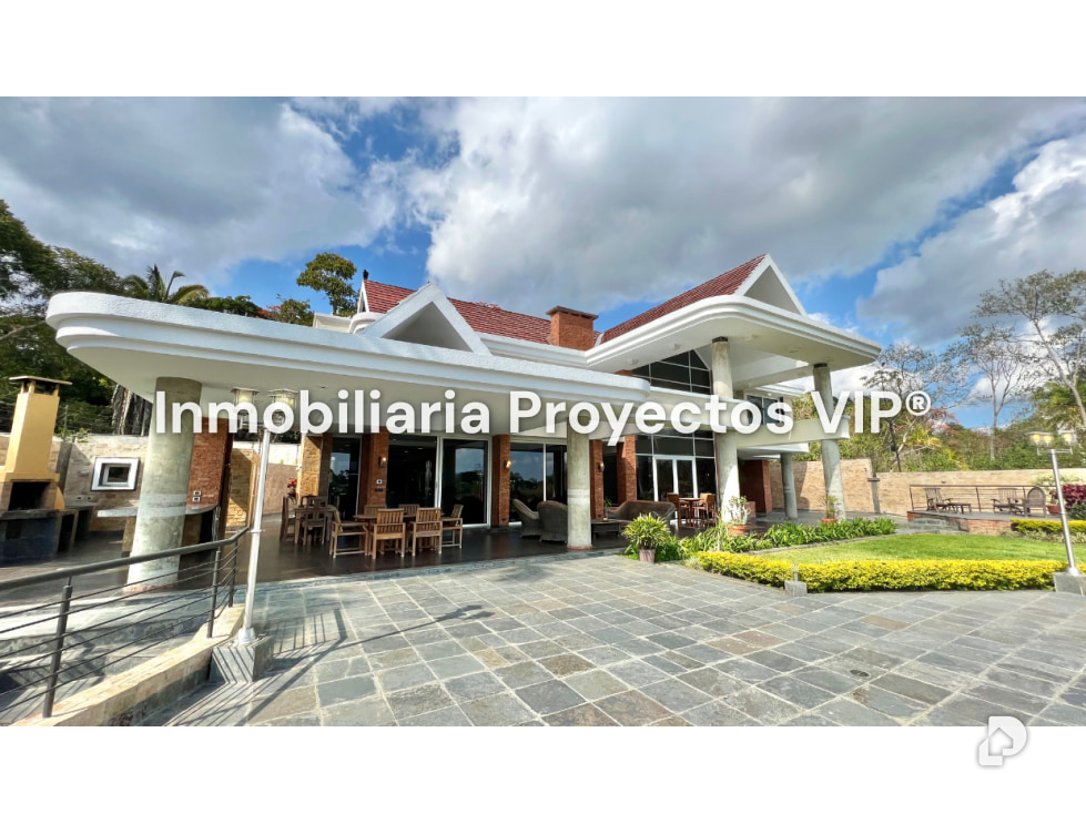 House in La Lagunita, Caracas – 11