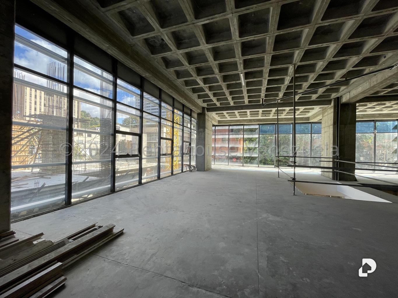 Local comercial en Las Mercedes, Caracas – 12