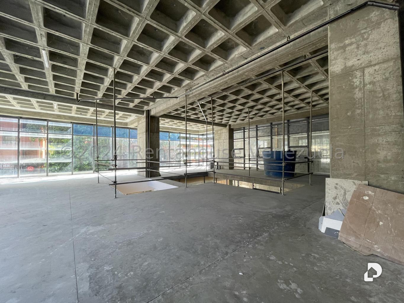 Local comercial en Las Mercedes, Caracas – 13