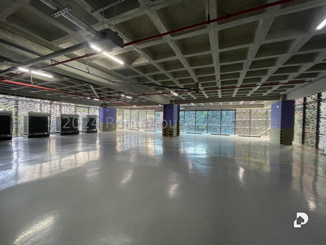 Local comercial en Las Mercedes, Caracas – 23