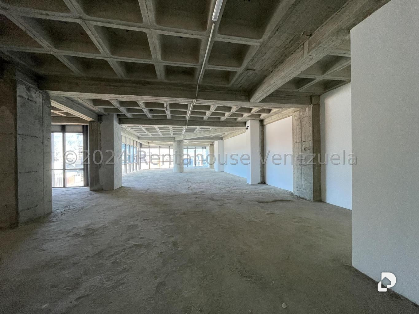 Local comercial en Las Mercedes, Caracas – 18