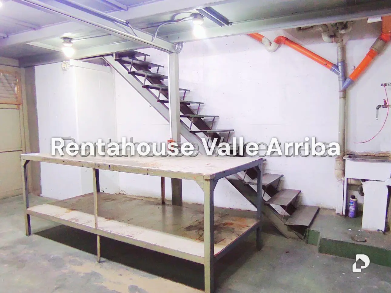 Local comercial en Los Ruices, Caracas – 18