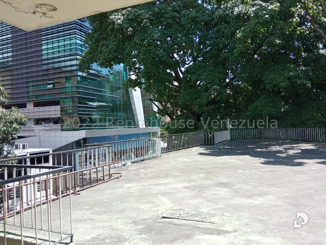 Apartamento en Las Mercedes, Caracas – 25