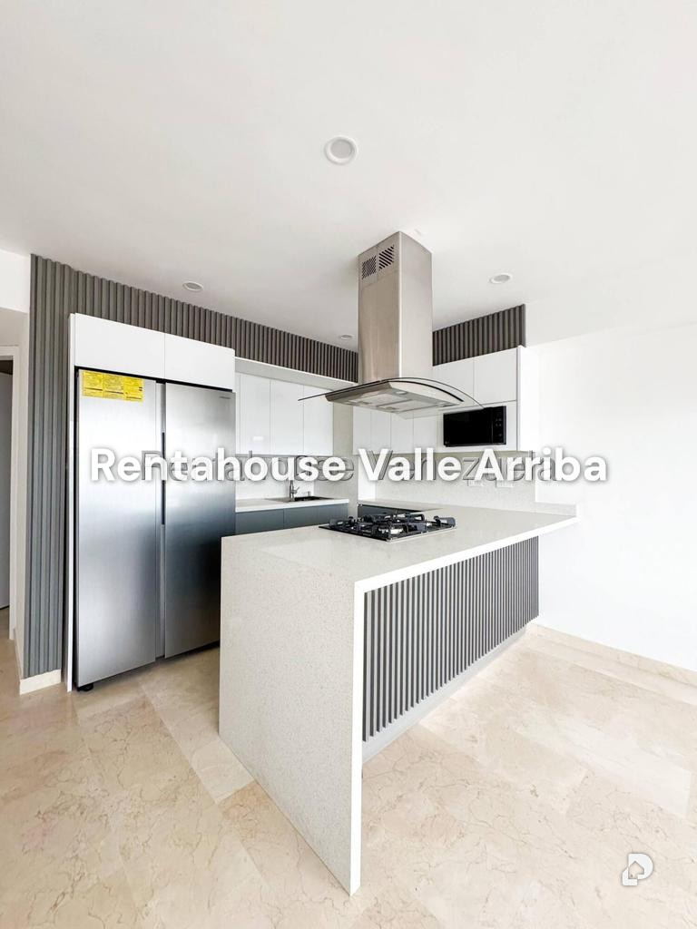 Apartamento en El Rosal, Caracas – 11