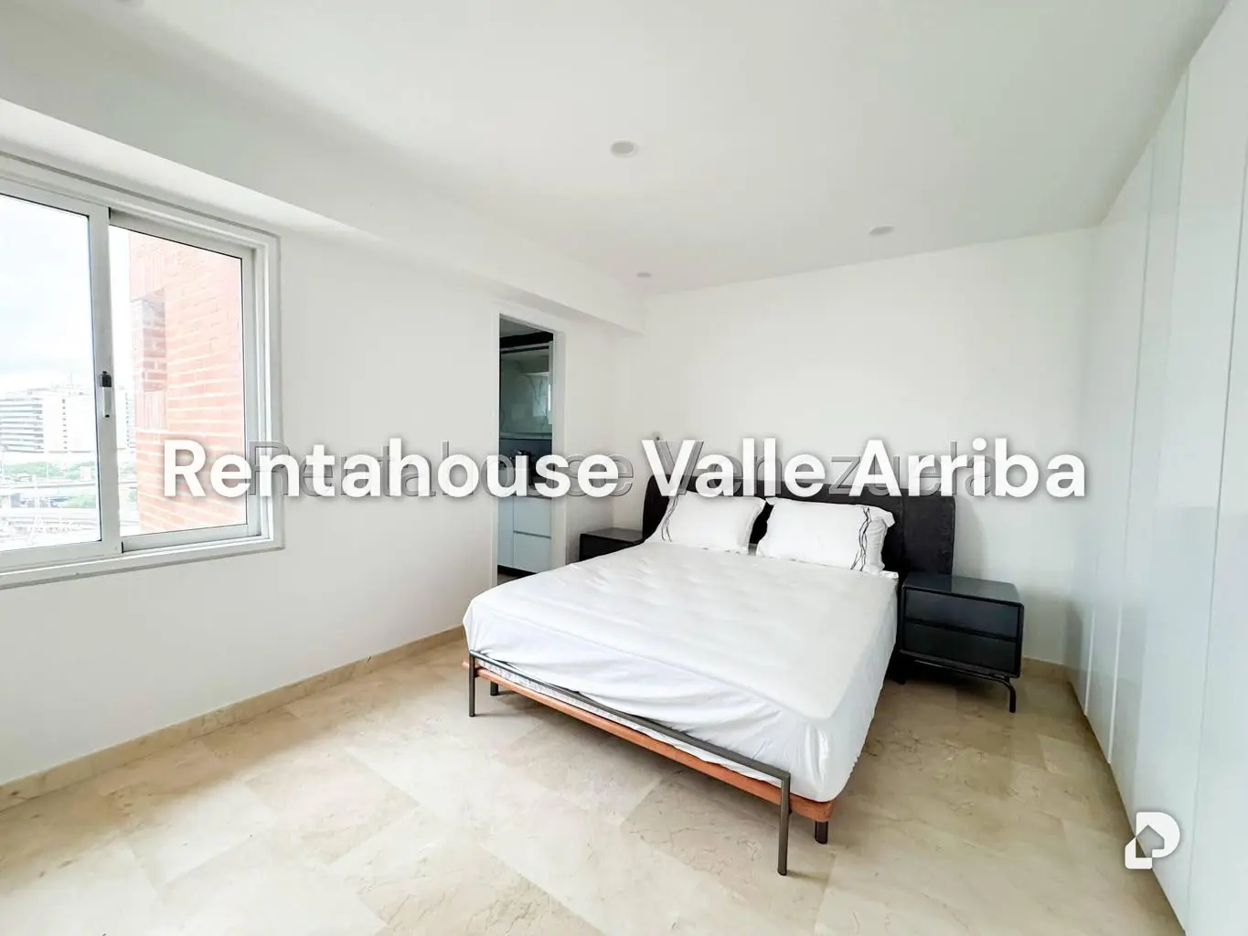 Apartamento en El Rosal, Caracas – 29