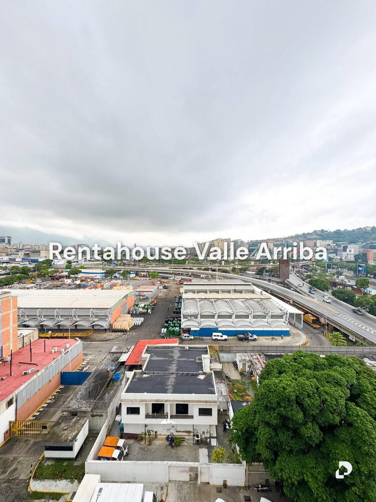 Apartamento en El Rosal, Caracas – 23