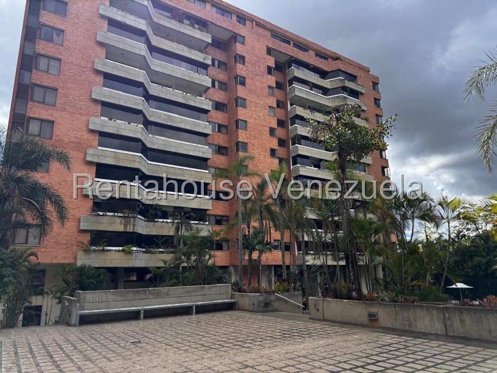Apartamento en Las Esmeraldas, Caracas - 1
