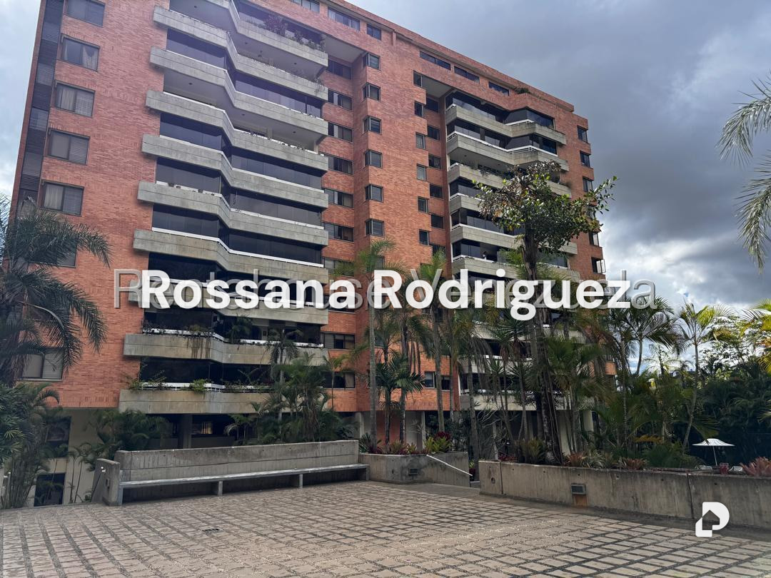 Apartamento en Las Esmeraldas, Caracas – 28